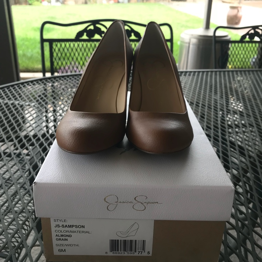 Jessica Simpson wedges